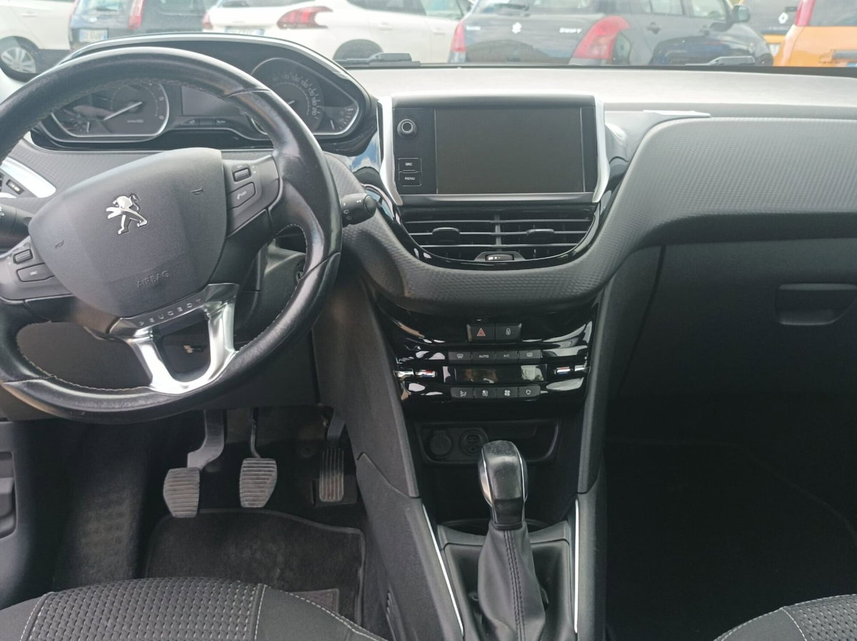Peugeot 208 75 5 porte Allure (10)