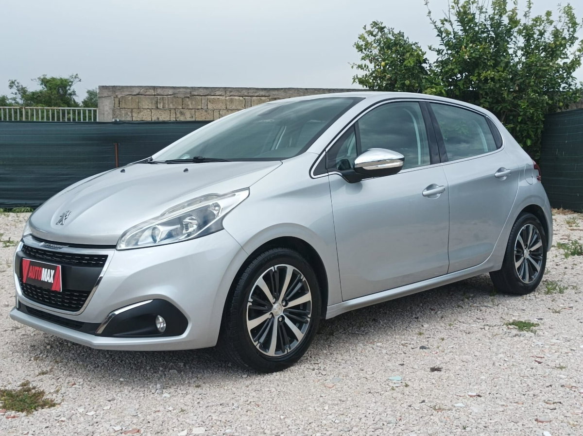 Peugeot 208 75 5 porte Allure (5)