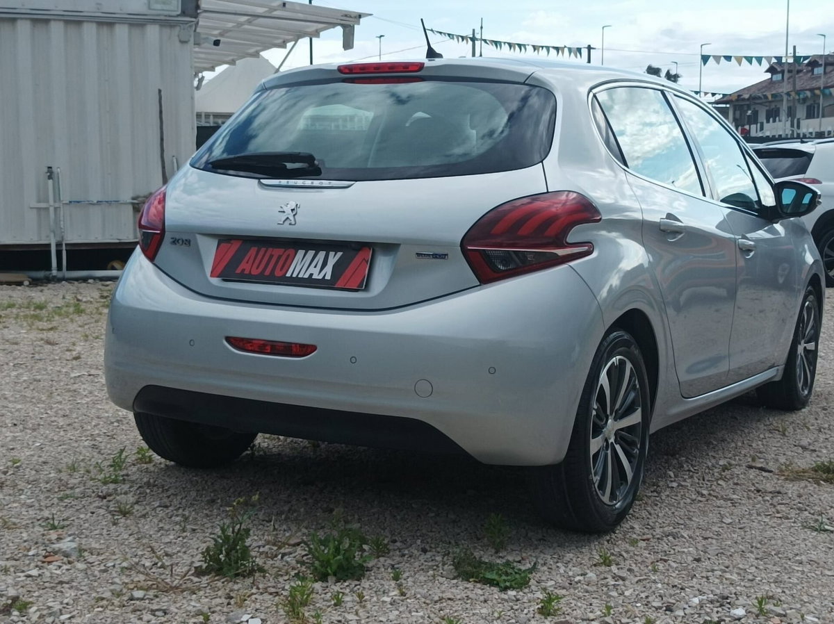 Peugeot 208 75 5 porte Allure (6)