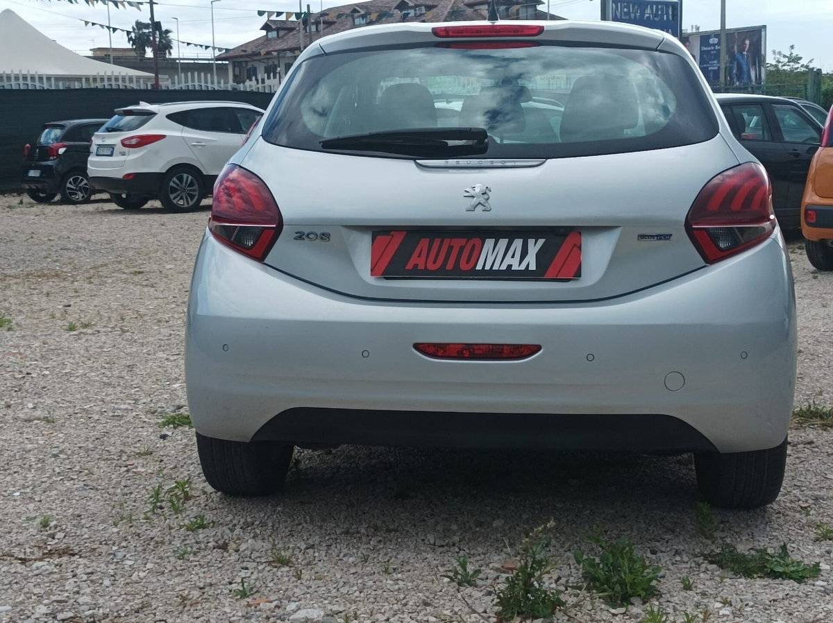Peugeot 208 75 5 porte Allure (8)