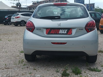 Peugeot 208 75 5 porte Allure (8)