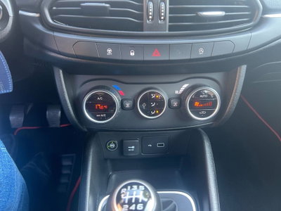 Fiat Tipo Tipo 1.4 T-Jet 120CV GPL 5 porte Lounge (15)
