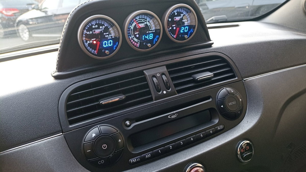Abarth 595 595 1.4 Turbo T-Jet 160 CV MTA Competizione (16)