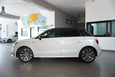 Audi A1 Sportback 1.6 TDI S tronic S line edition plus (3)