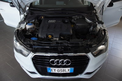 Audi A1 Sportback 1.6 TDI S tronic S line edition plus (7)
