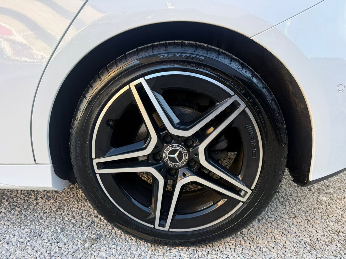 Mercedes-Benz Classe A 200 d Automatic Premium (9)