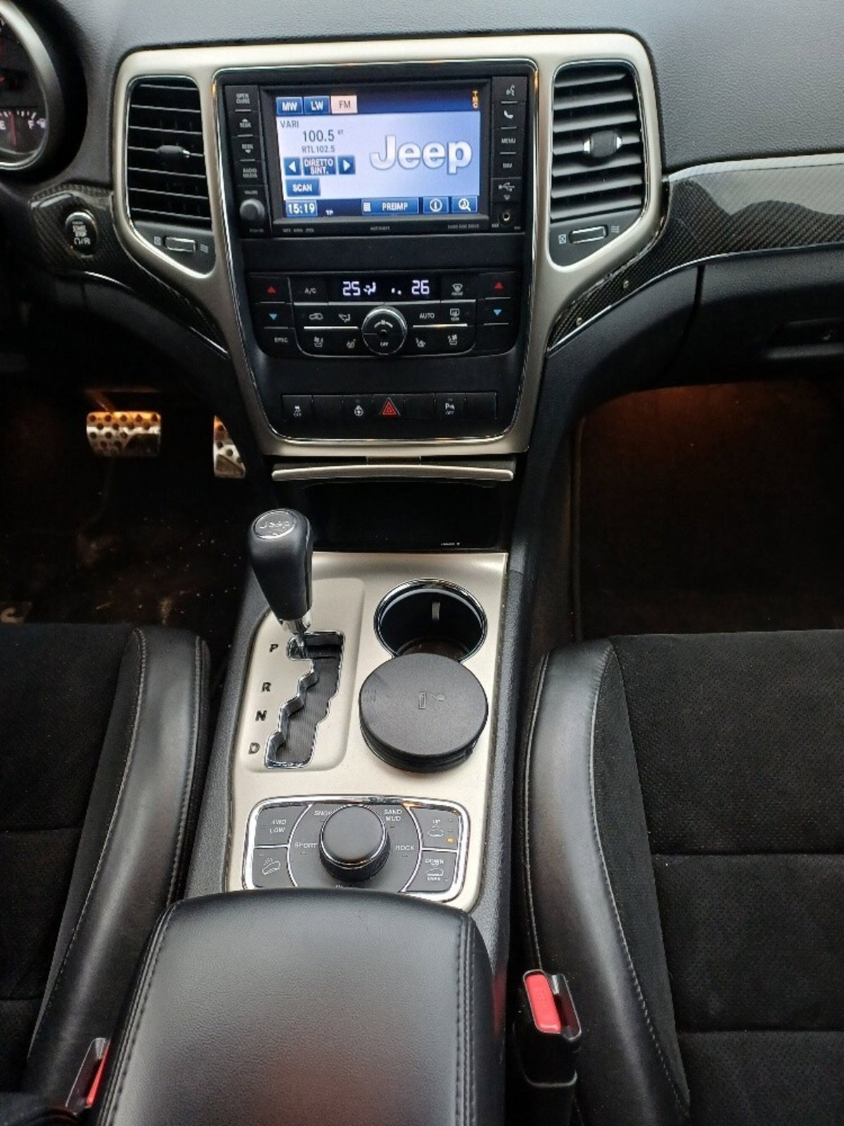 Jeep Grand Cherokee 3.0 CRD 241 CV Overland (10)