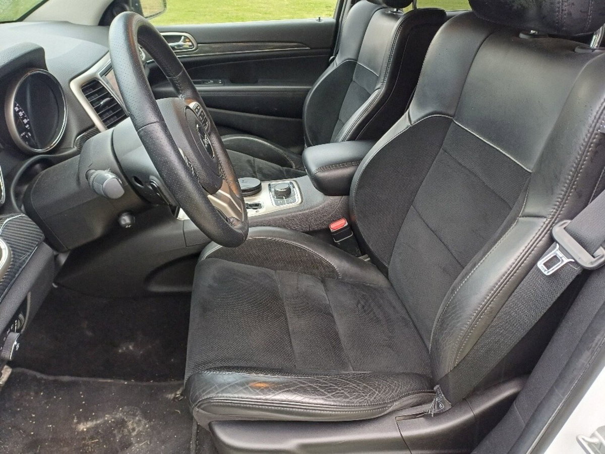 Jeep Grand Cherokee 3.0 CRD 241 CV Overland (12)