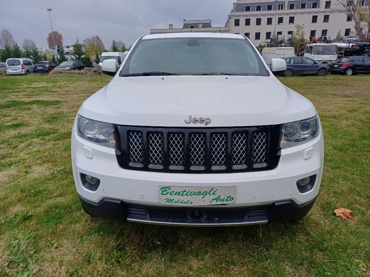 Jeep Grand Cherokee 3.0 CRD 241 CV Overland (4)
