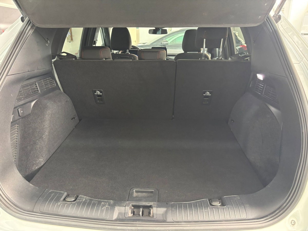Ford Kuga 1.5 EcoBlue 120 CV 2WD ST-Line (20)