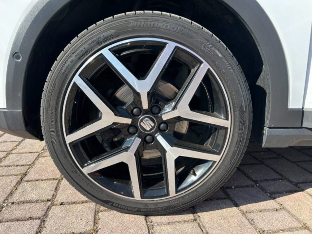 SEAT Arona 1.0 TGI FR (16)