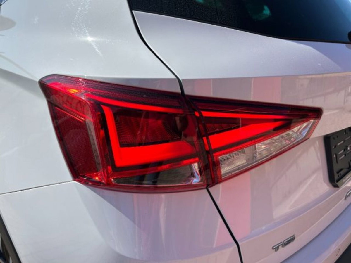 SEAT Arona 1.0 TGI FR (18)