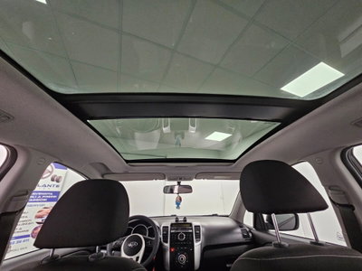 Kia Venga 1.4 CVVT Active (11)