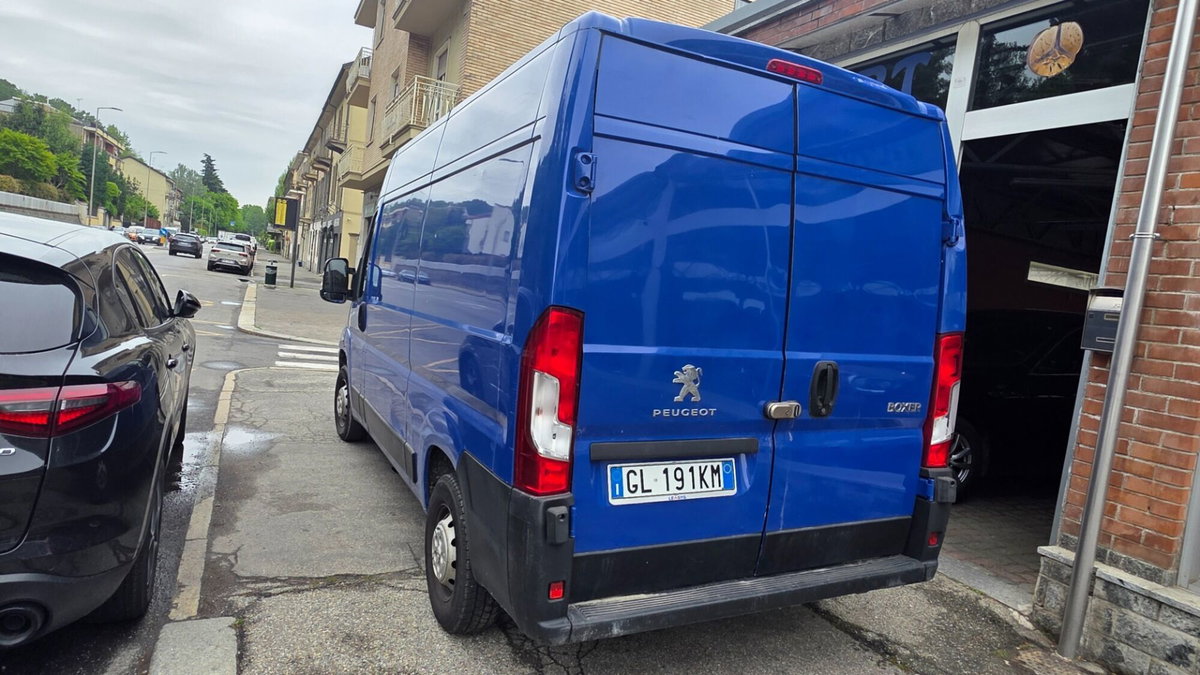 Peugeot Boxer Furgone 335 2.2 BlueHDi 140 S&S PM-TM Furgone Premium (4)