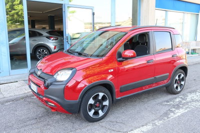 Fiat Panda 1.0 FireFly S&S Hybrid City Cross usata