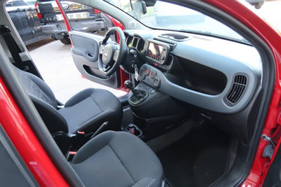 Fiat Panda 1.0 FireFly S&S Hybrid City Cross (9)