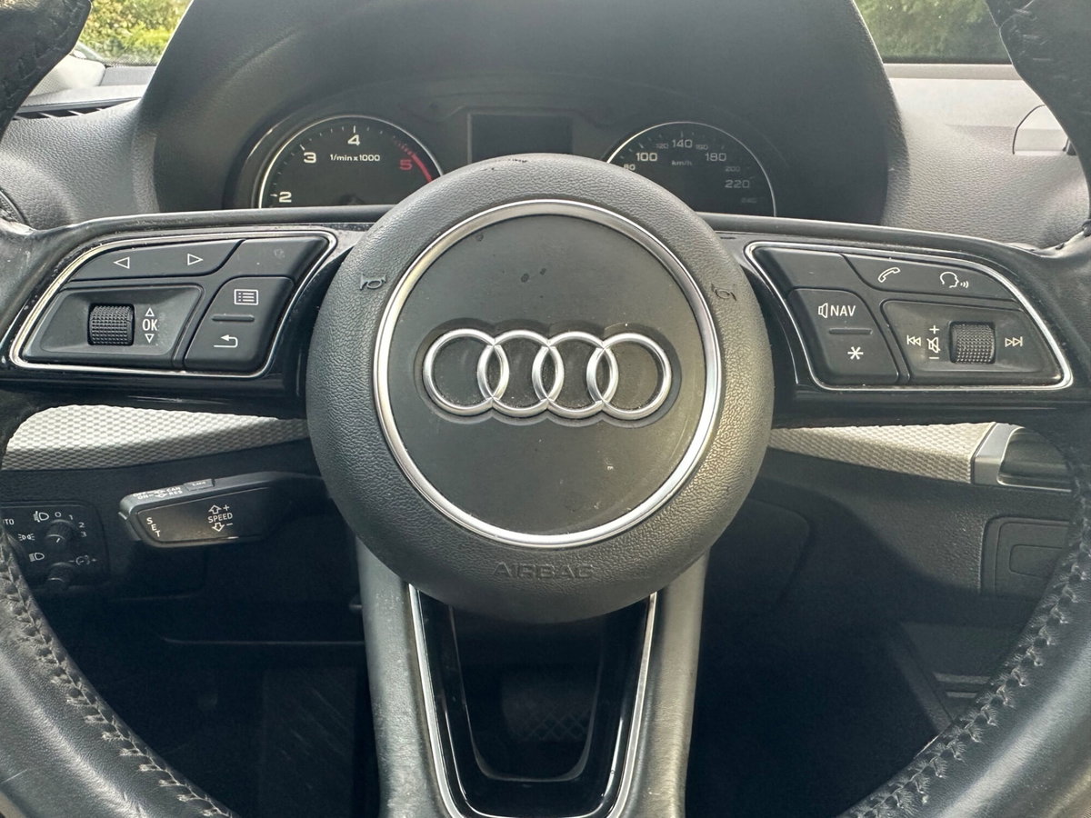 Audi Q2 Q2 1.6 TDI S tronic Sport (6)