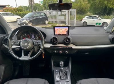 Audi Q2 Q2 1.6 TDI S tronic Sport (8)