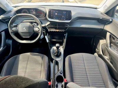Peugeot 2008 BlueHDi 110 S&S Allure Pack (12)