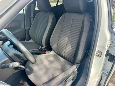 Peugeot 2008 BlueHDi 110 S&S Allure Pack (18)