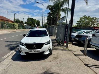 Peugeot 2008 BlueHDi 110 S&S Allure Pack (2)