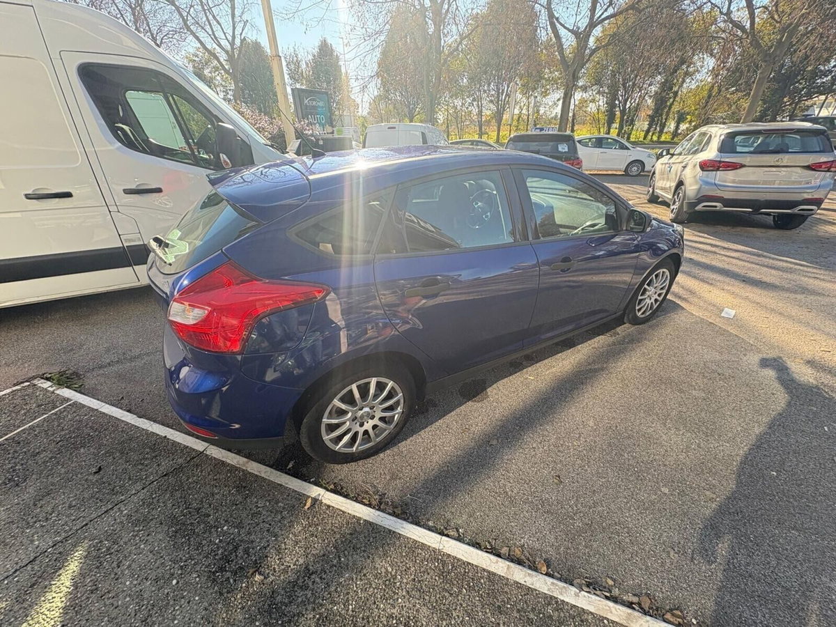 Ford Focus 1.0 EcoBoost 100 CV Start&Stop (13)