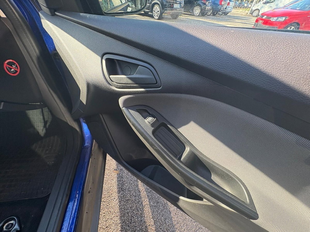 Ford Focus 1.0 EcoBoost 100 CV Start&Stop (20)