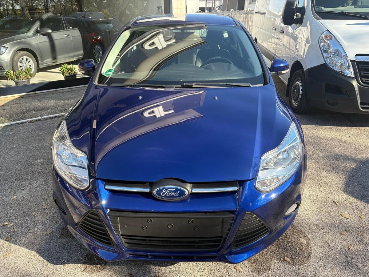 Ford Focus 1.0 EcoBoost 100 CV Start&Stop (9)