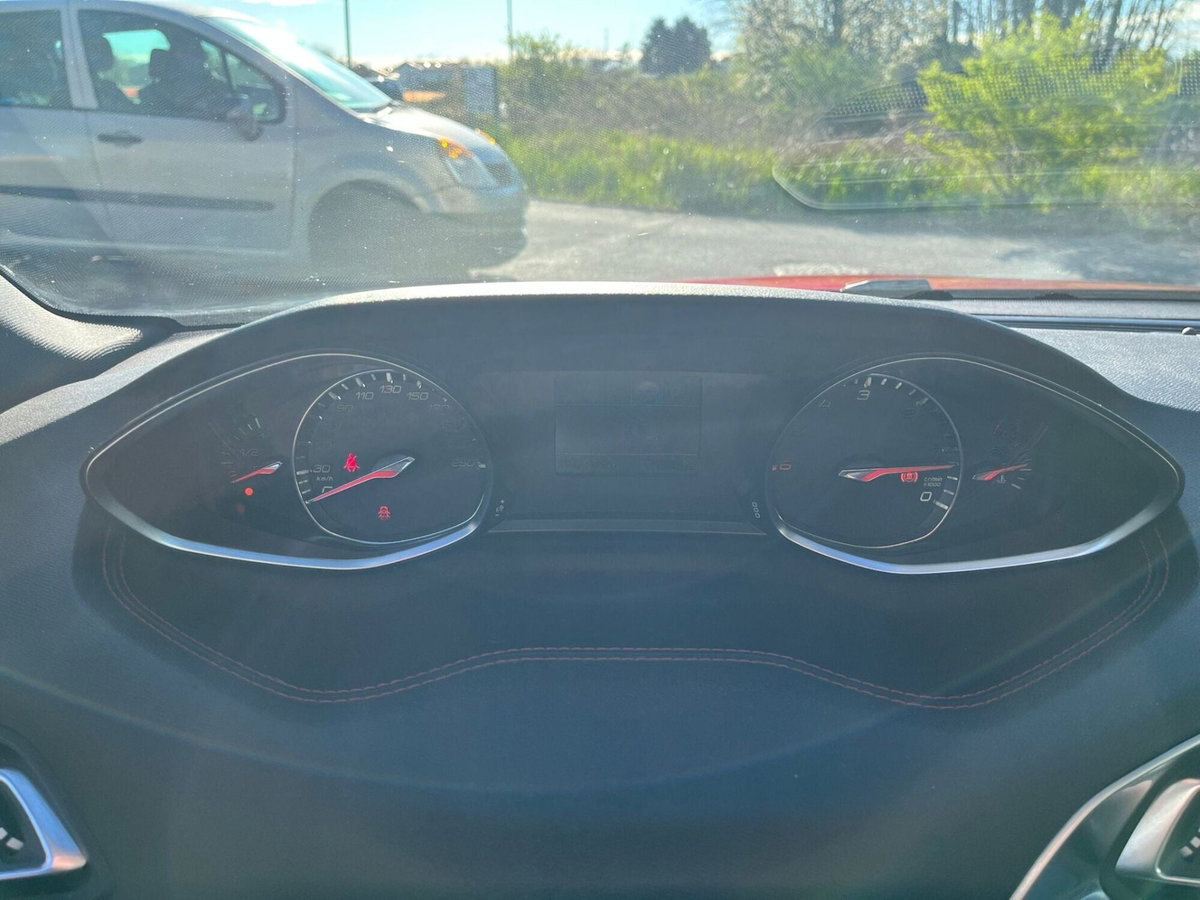 Peugeot 308 SW BlueHDi 130 S&S EAT8 GT Line (14)