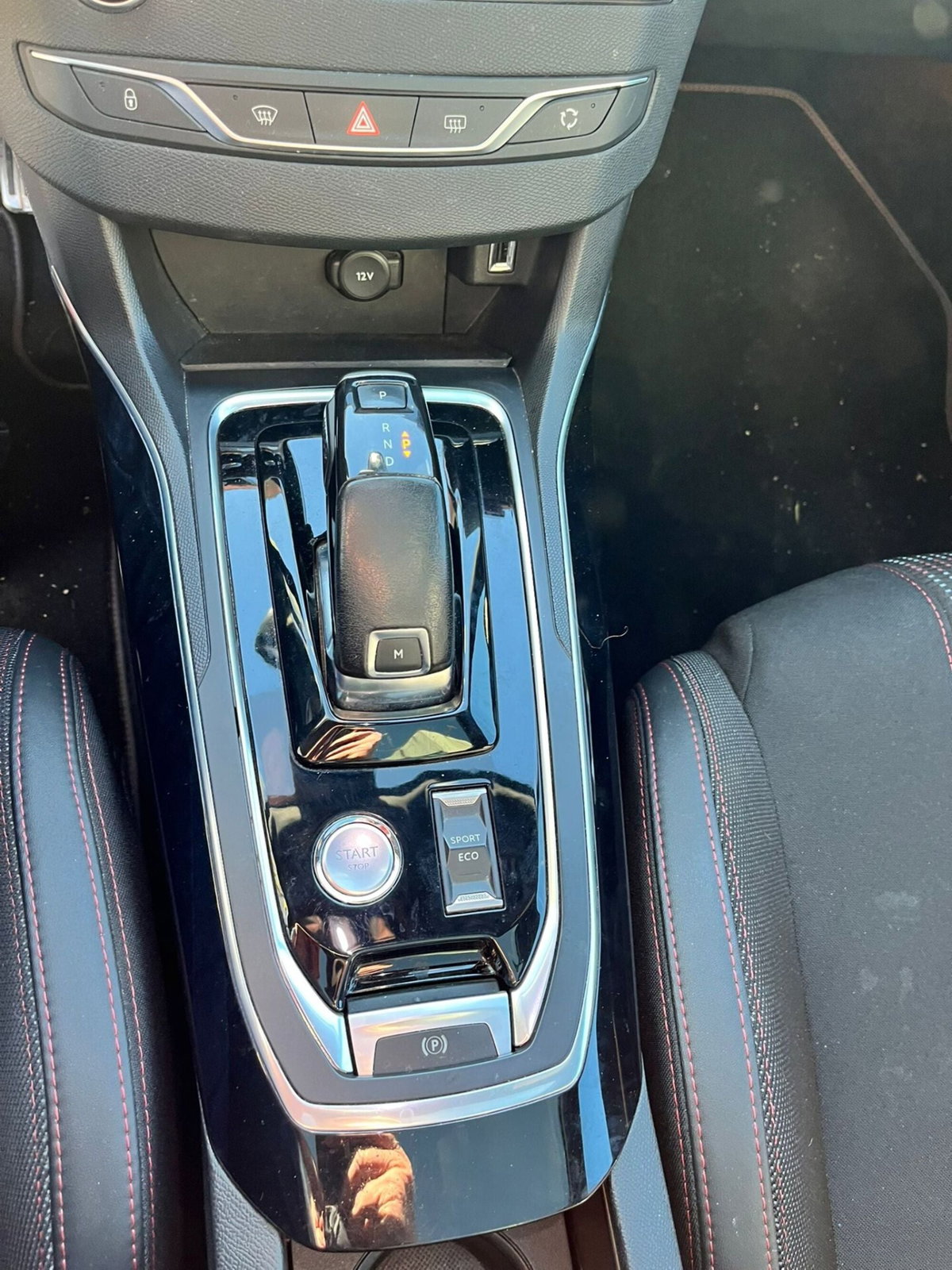 Peugeot 308 SW BlueHDi 130 S&S EAT8 GT Line (16)