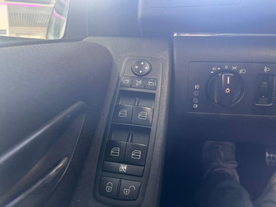 Mercedes-Benz Classe B 180 CDI (10)
