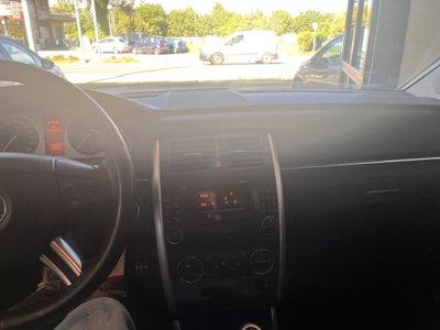 Mercedes-Benz Classe B 180 CDI (11)
