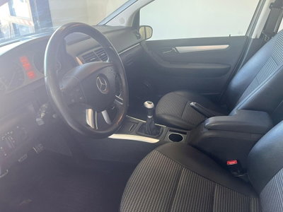 Mercedes-Benz Classe B 180 CDI (7)