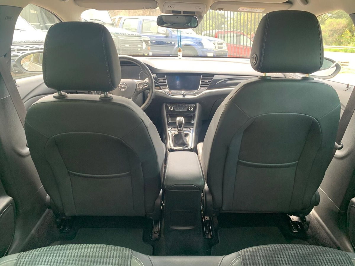 Opel Astra 1.5 CDTI 122 CV S&S 5 porte Business Elegance (11)