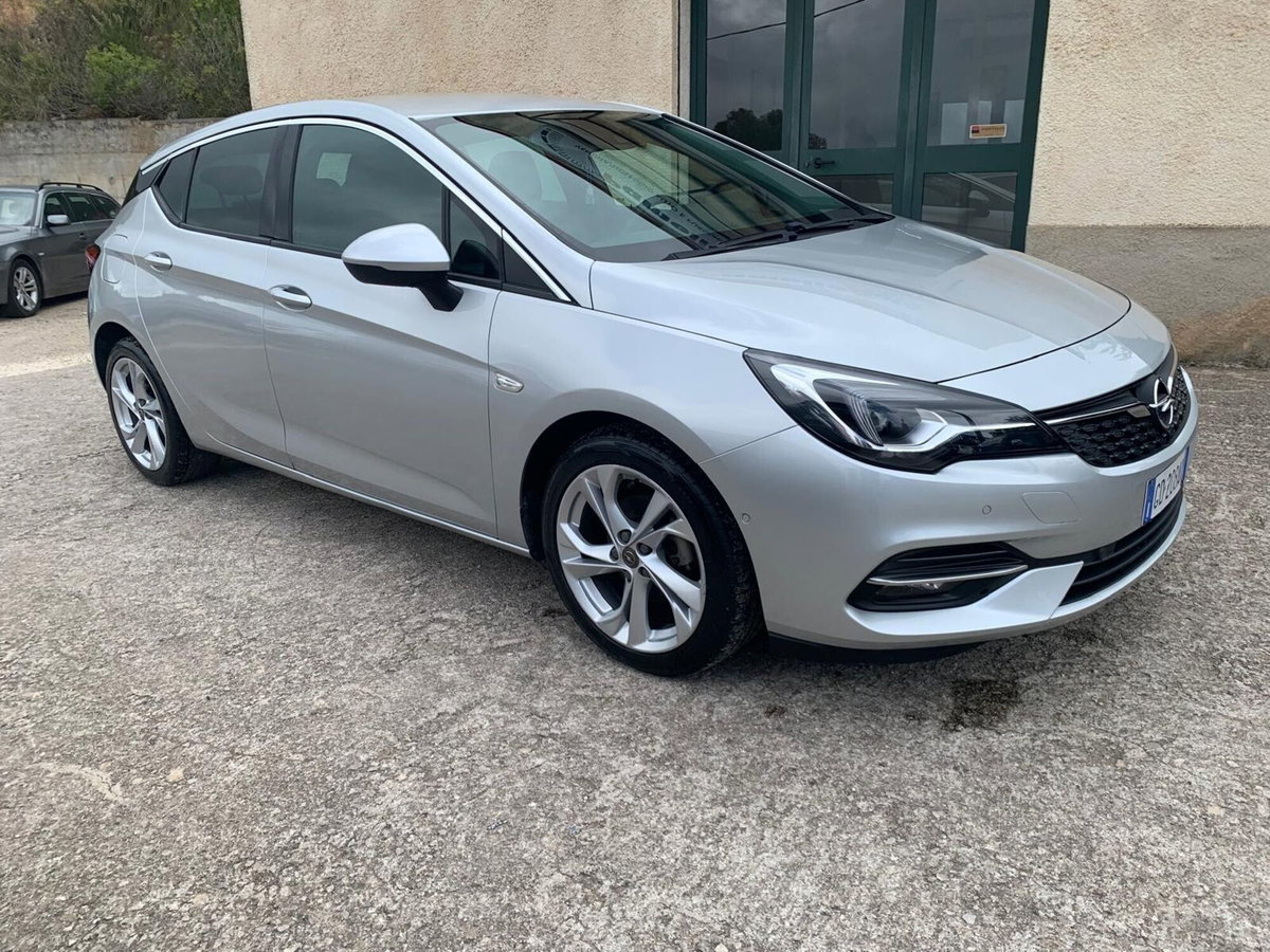Opel Astra 1.5 CDTI 122 CV S&S 5 porte Business Elegance (3)