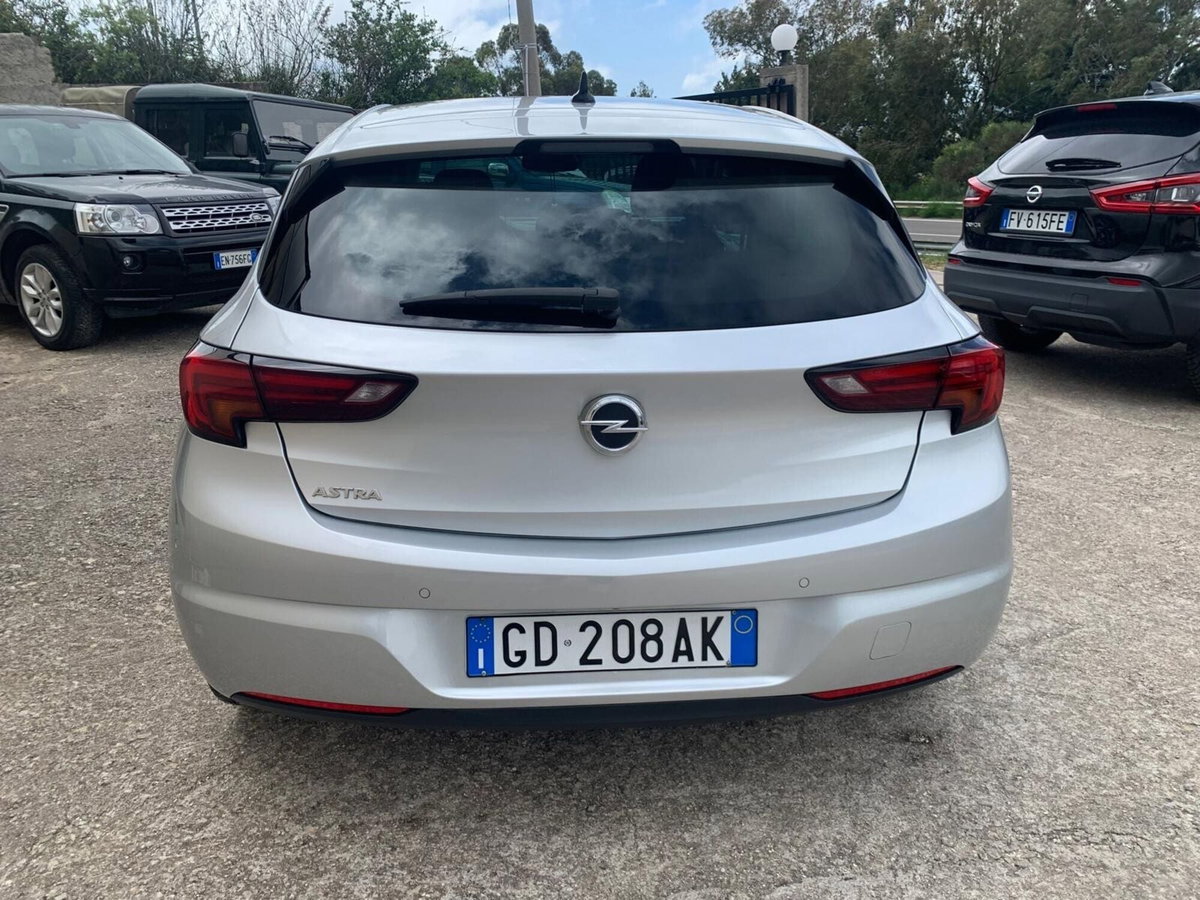 Opel Astra 1.5 CDTI 122 CV S&S 5 porte Business Elegance (7)