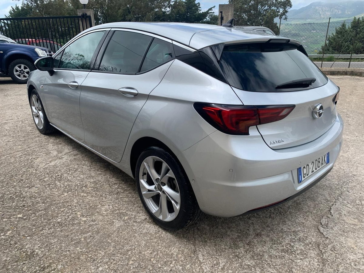 Opel Astra 1.5 CDTI 122 CV S&S 5 porte Business Elegance (8)