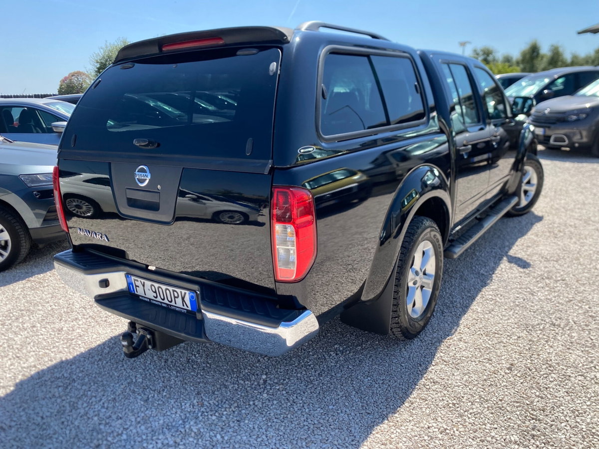 Nissan Navara 2.5 dCi 190CV 4 porte Double Cab Sport (6)
