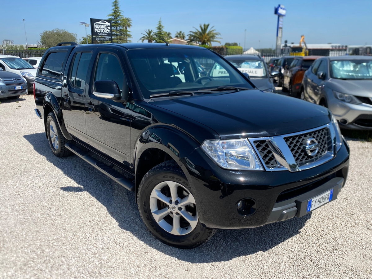 Nissan Navara 2.5 dCi 190CV 4 porte Double Cab Sport (8)
