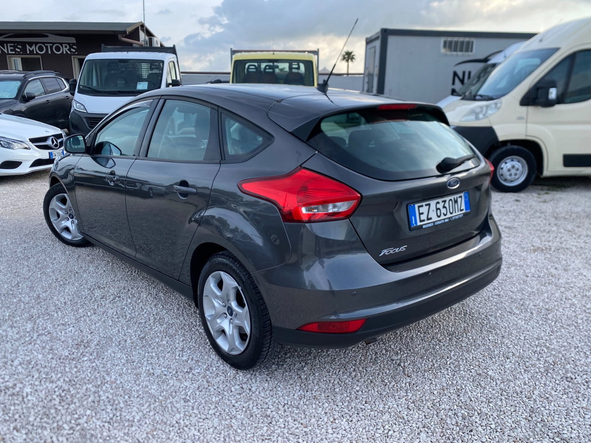 Ford Focus 1.5 TDCi 120 CV Start&Stop Titanium (3)