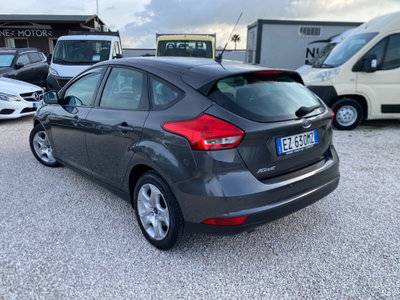 Ford Focus 1.5 TDCi 120 CV Start&Stop Titanium (3)