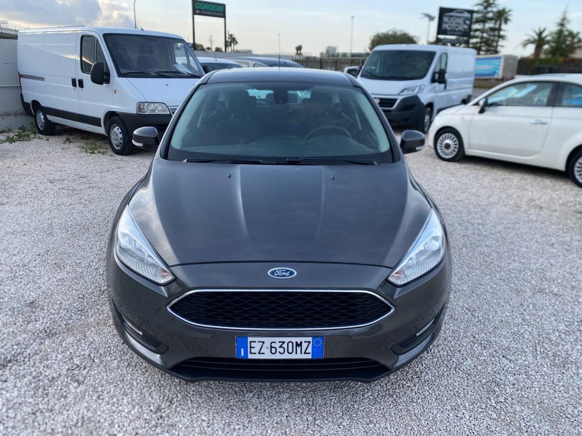 Ford Focus 1.5 TDCi 120 CV Start&Stop Titanium (8)