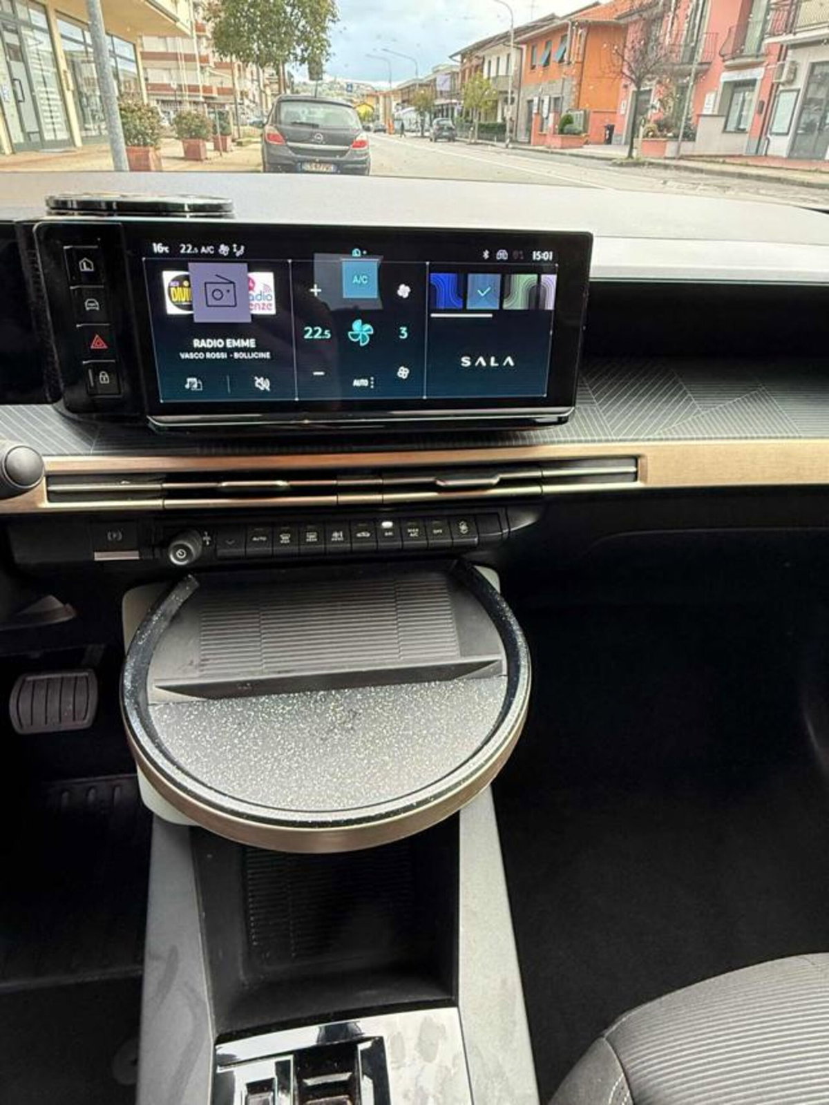 Lancia Ypsilon 1.2 mhev Edizione Limitata Cassina e-dct (13)