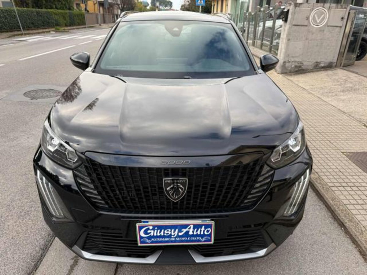 Peugeot 2008 PureTech 100 S&S Allure (2)
