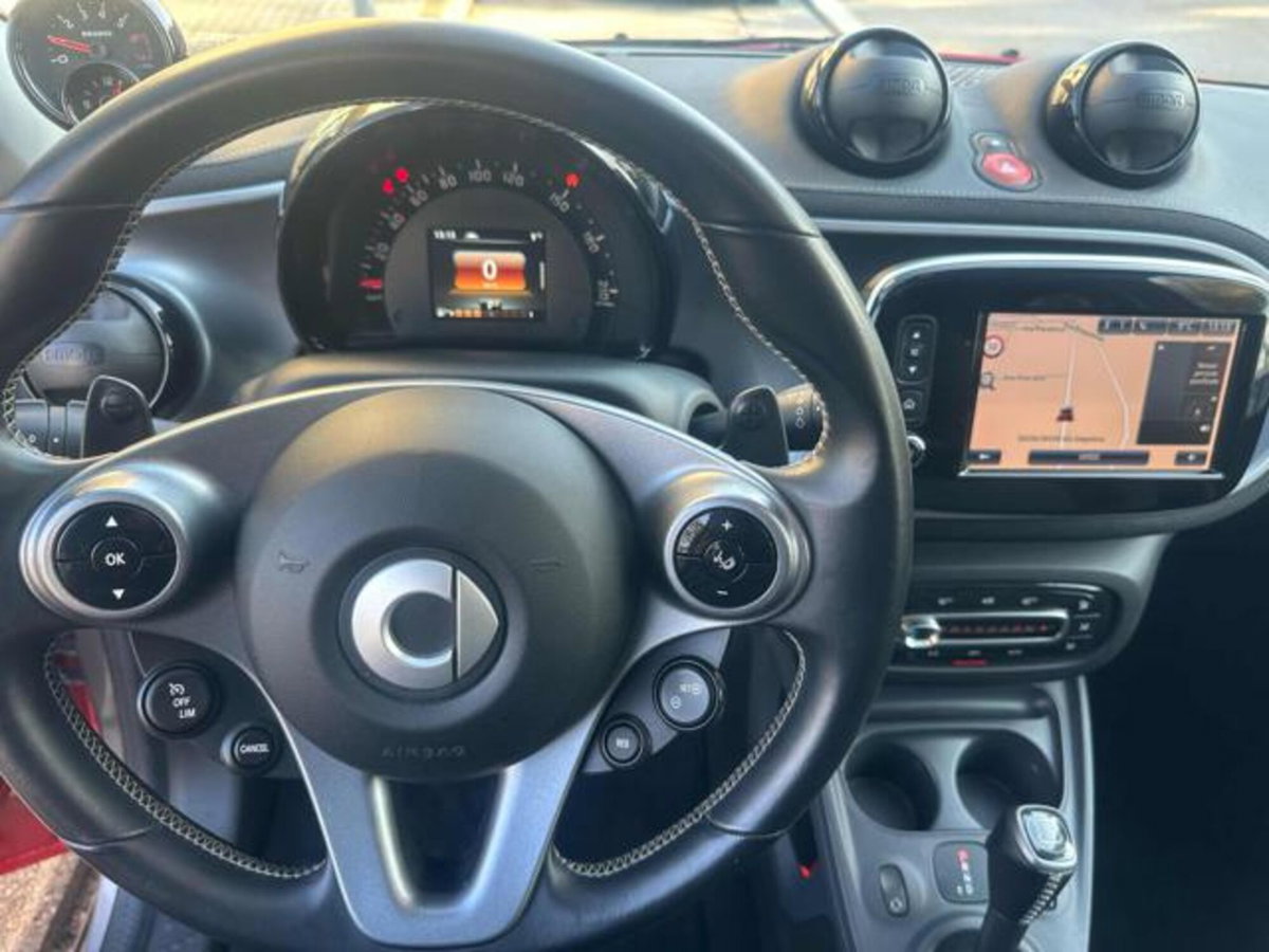 smart forfour forfour BRABUS 0.9 Turbo twinamic Xclusive (10)
