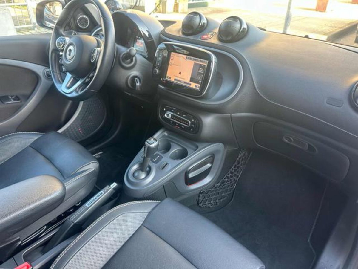smart forfour forfour BRABUS 0.9 Turbo twinamic Xclusive (8)