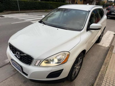 Volvo XC60 D4 Geartronic Business usata