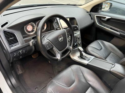 Volvo XC60 D4 Geartronic Business (8)