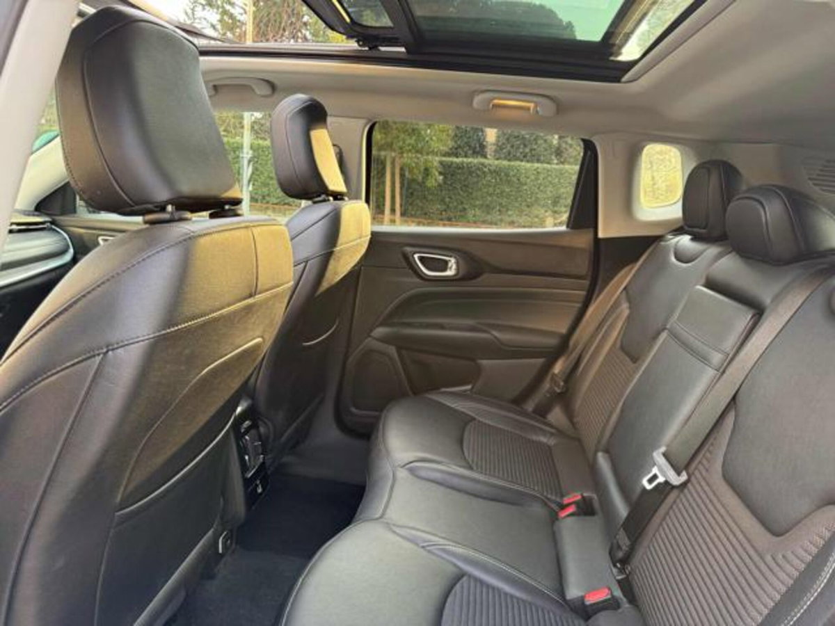 Jeep Compass 1.6 Multijet II 2WD Limited (8)