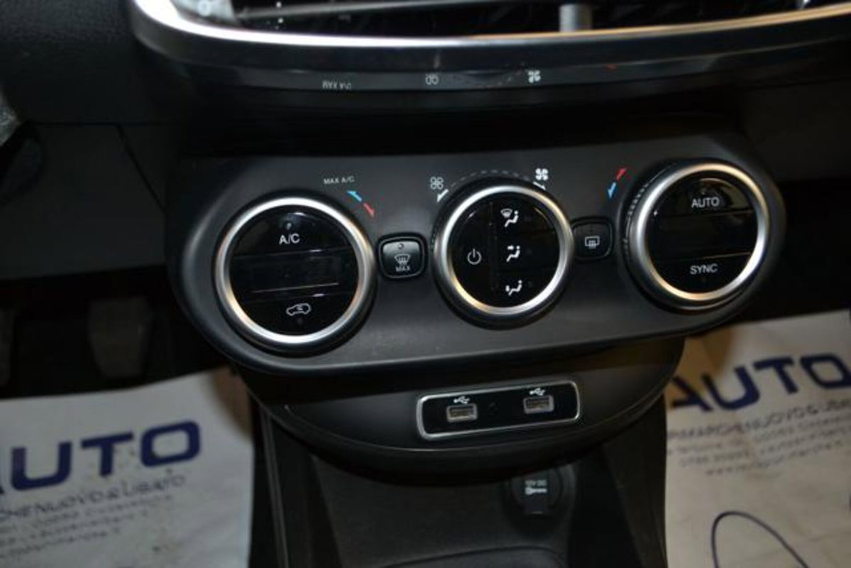 Fiat 500X 1.0 T3 120 CV Connect (11)